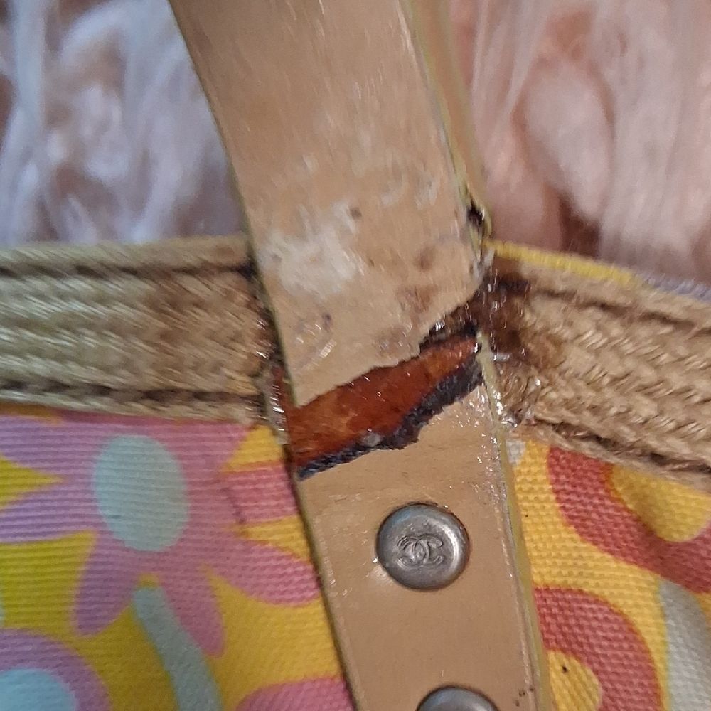 CHANEL Yellow and Purple Floral Tote (STRAP IS BROKEN PROJECT BAG!) - Picture 10 of 16